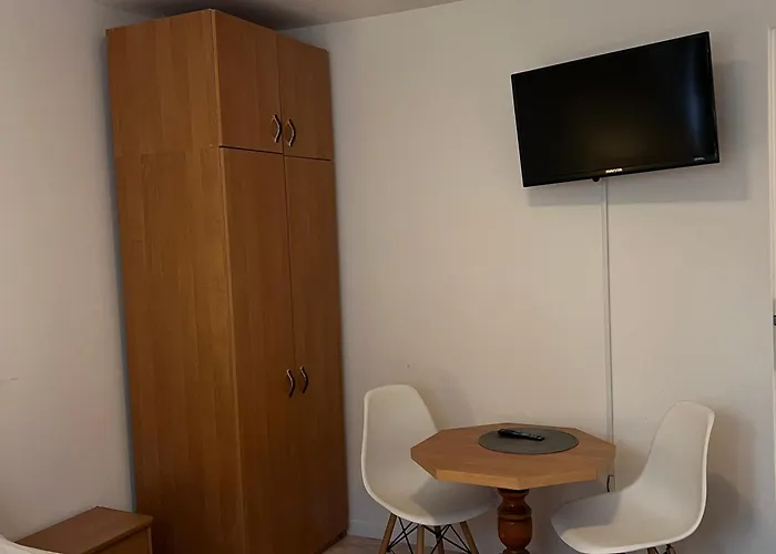 Goscinne Wibor Penzion *